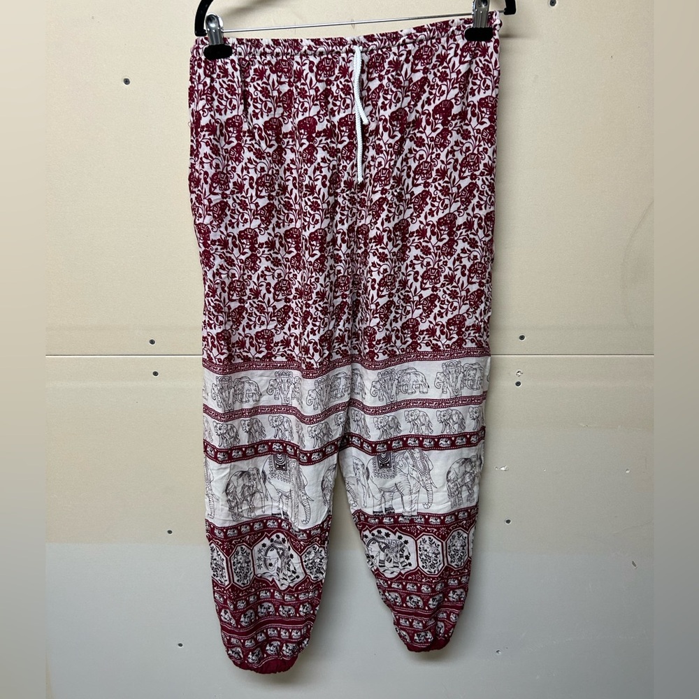 2/$20❤️- PANTS | Women’s rayon pants size O/S